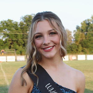 Meet your Posher, Caroline